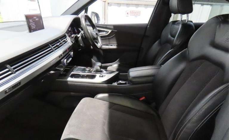 2015 Audi Q7 3.0 TDI 218 Quattro S Line 5dr Tip Auto ESTATE DIESEL Automatic