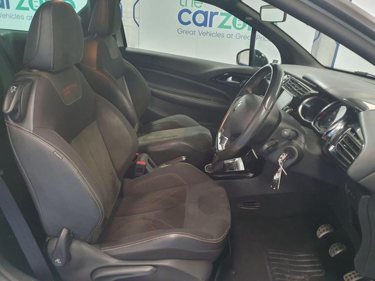 2018 DS Automobiles DS 3 1.2 PureTech Performance Line Euro 6 (s/s) 3dr HATCHBACK Petrol Manual