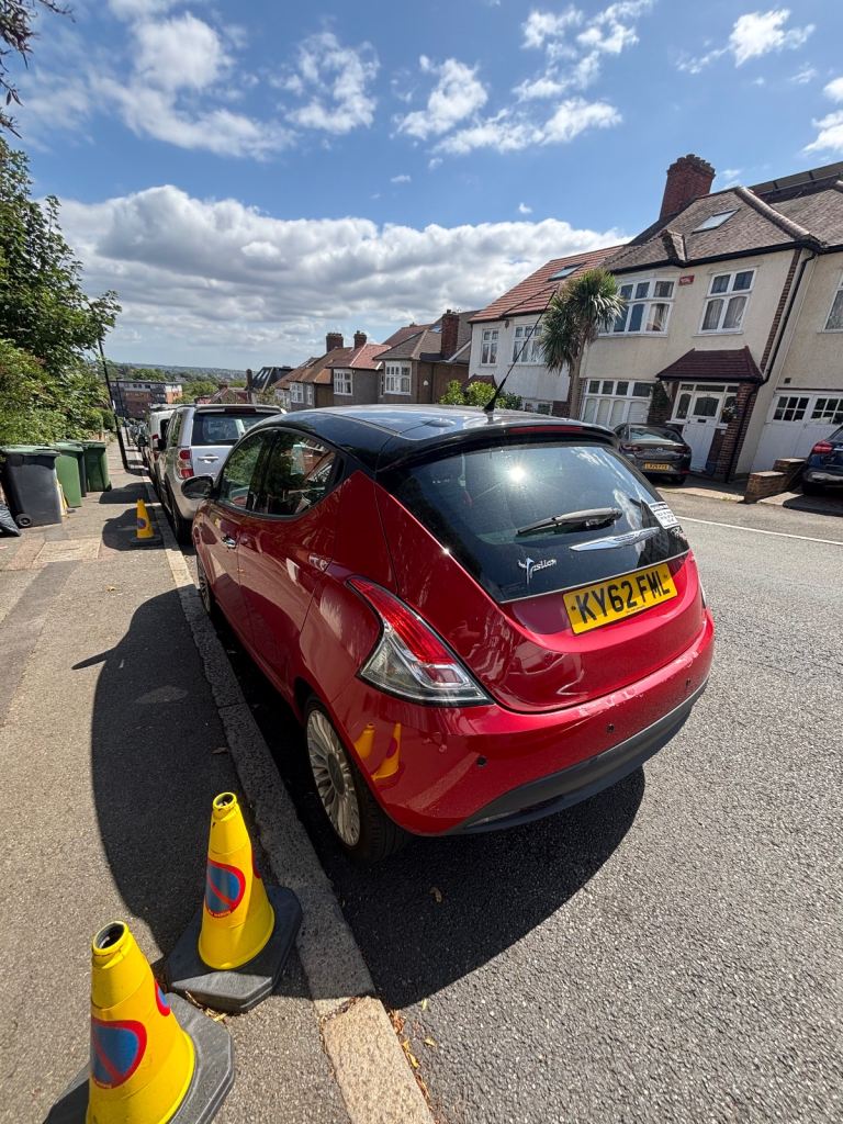 Chrysler, YPSILON, Hatchback, 2012, Manual, 1242 (cc), 5 doors