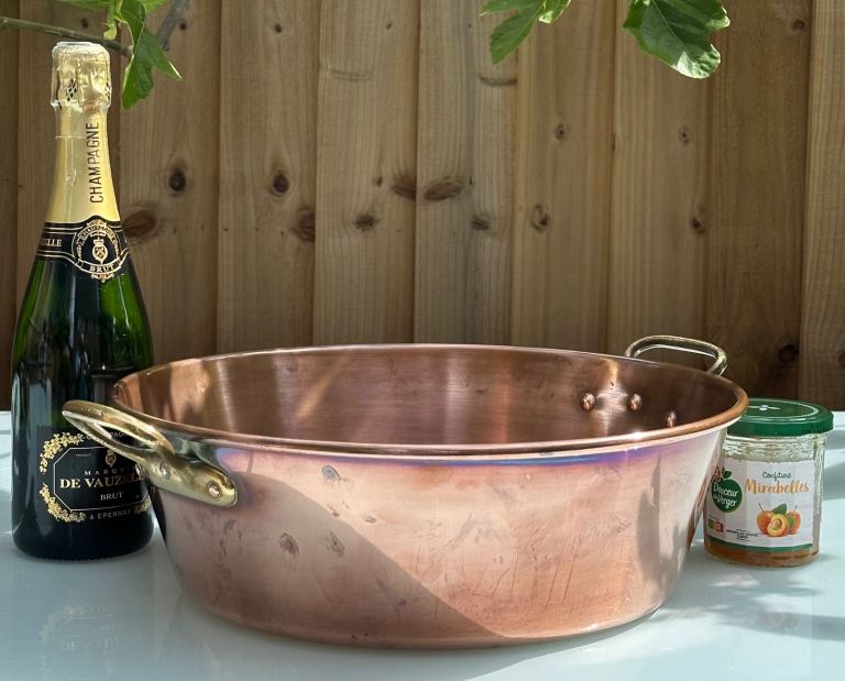 VINTAGE FRENCH COPPER PAN, JAM PAN, BASIN, SINK, BOWL, BRASS HANDLE - 37cm diameter - WILL POST!
