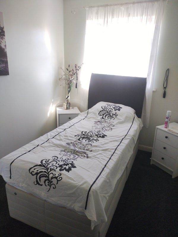 Single room to rent