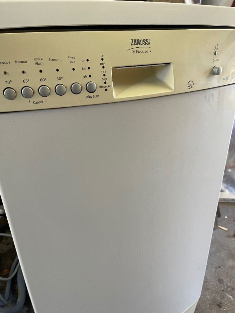 Dishwasher - Slimline