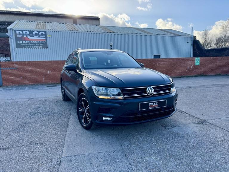 VOLKSWAGEN TIGUAN 2.0 TDI SE Navigation Grey Manual Diesel 2017
