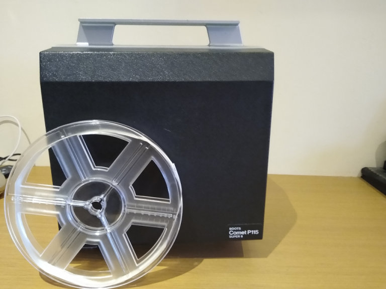 Boots Comet P-115 Super 8 projector