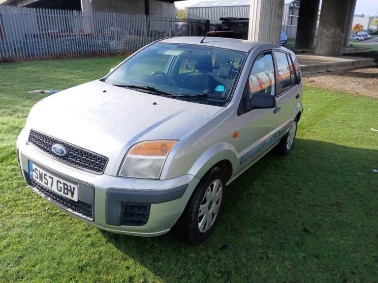 Ford fusion 57 reg mot march 2026 exhaust needs looking at. 
