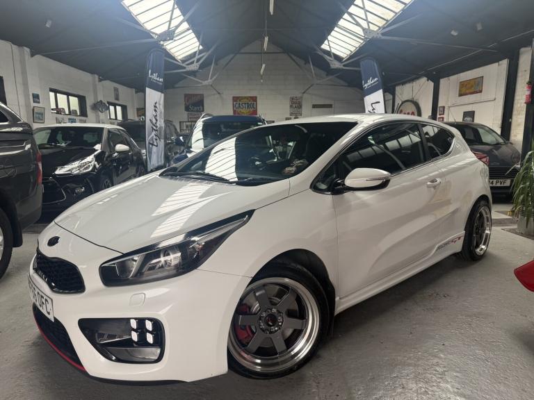 KIA PROCEED 1.6 T-GDi GT 2016
