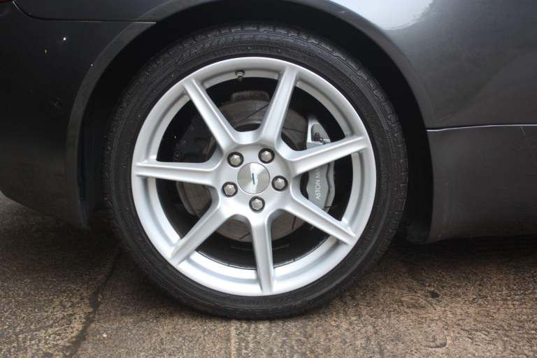 ASTON MARTIN VANTAGE 4.3 V8 2007