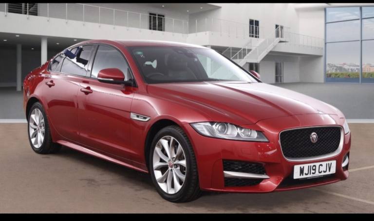 2019 Jaguar XF 2.0d R-Sport Saloon 4dr Diesel Auto Euro 6 (s/s) (180 ps) Saloon Diesel Automatic