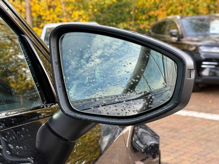 2025 Audi RS3 2.5 TFSI Carbon Vorsprung Sportback 5dr Petrol S Tronic quattro Euro 6 (s/s HATCHBA...