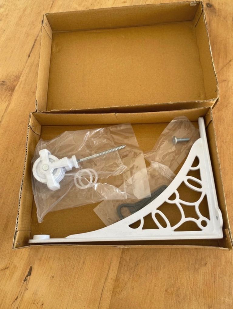 New Cast Iron Style White Clothes Airer Wall Support Bracket