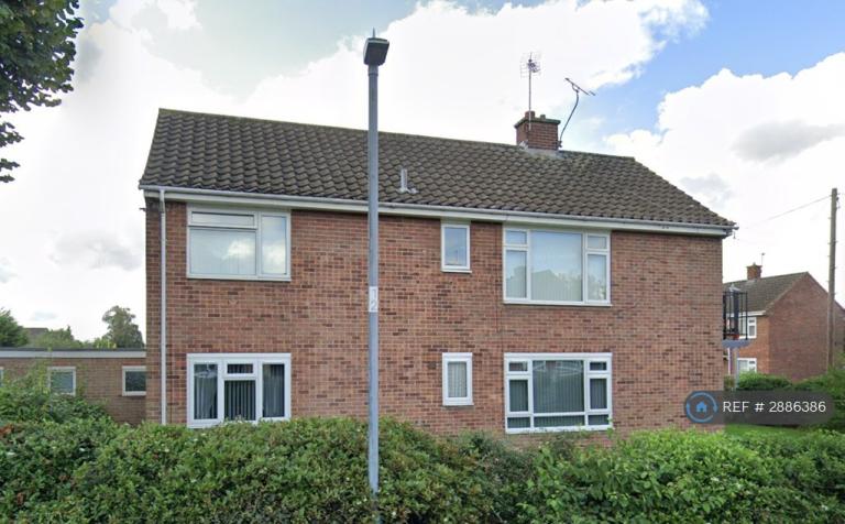 2 bedroom flat in Mount Pleasant Road, Bedworth, CV12 (2 bed) (#2886386)
