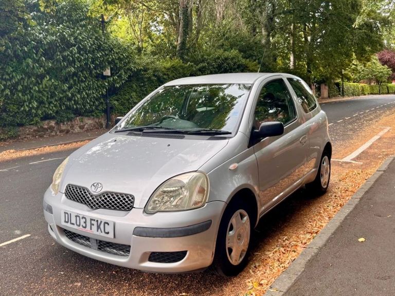 TOYOTA YARIS 1.0VVT-I T3 | 12 MONTGS MOT | FSH