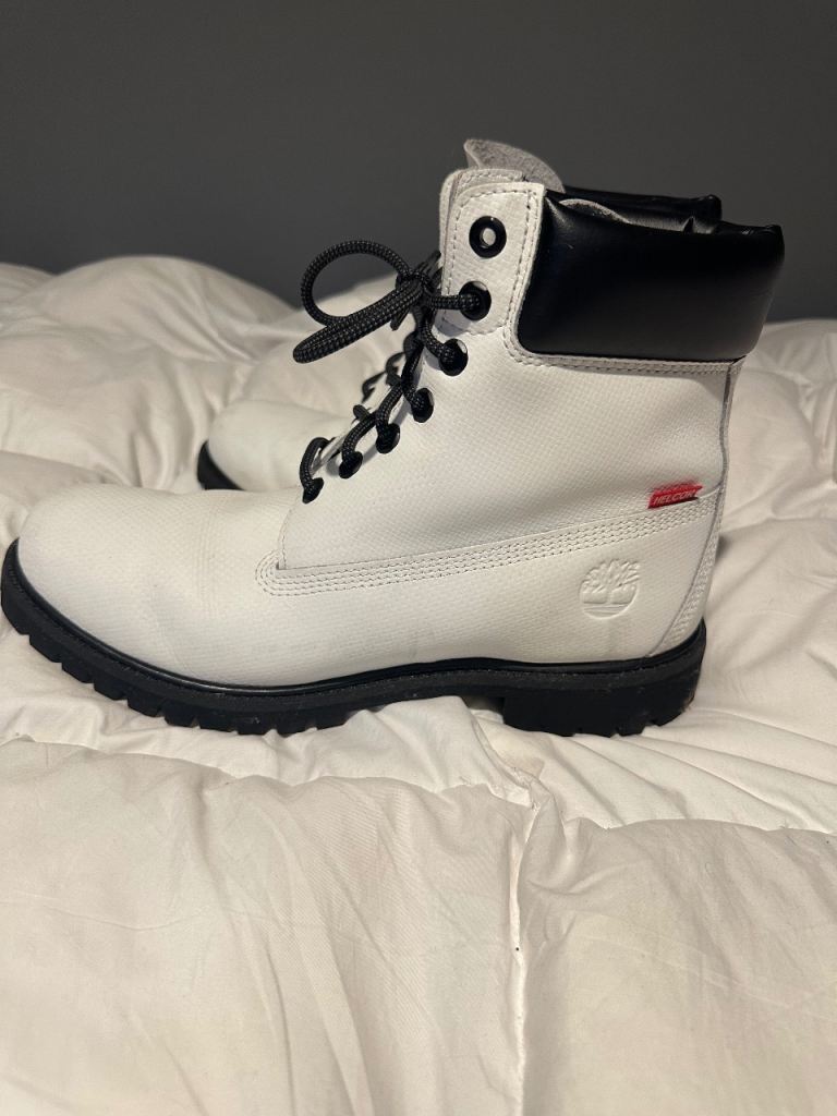 Timberland White Leather Boots - Good Condition