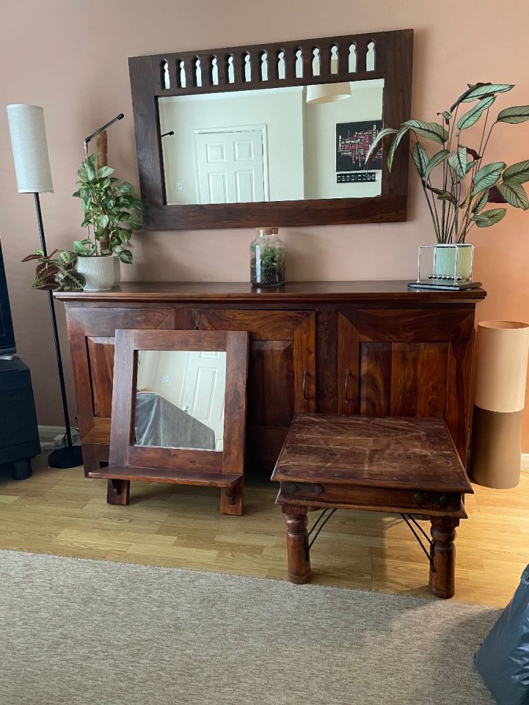 Solid Mahogany Furniture 