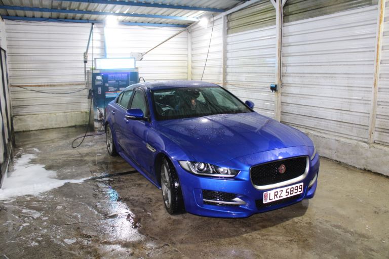 Jaguar, XE, Saloon, 2016, Manual, 1999 (cc), 4 doors