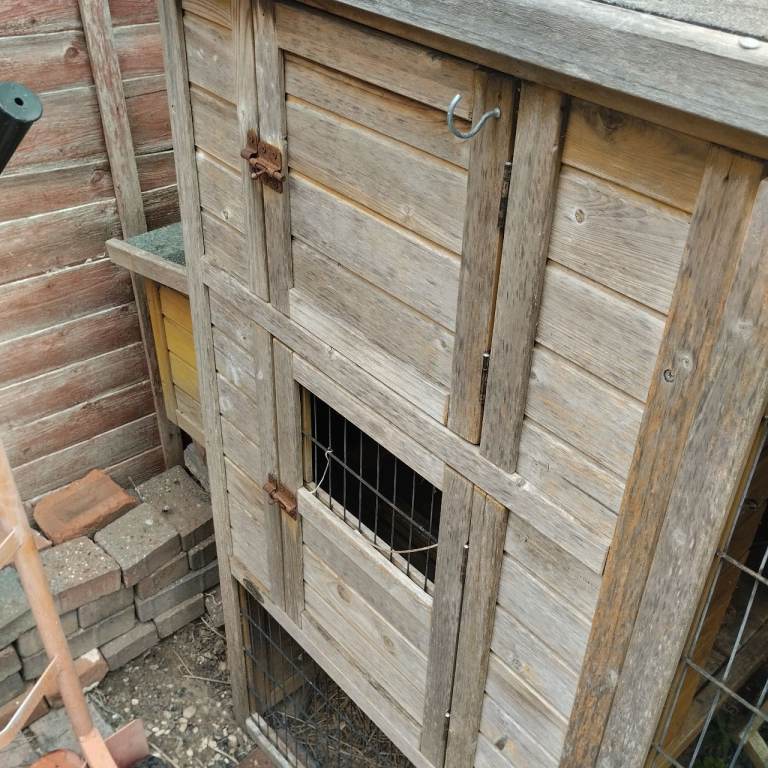 Chicken coop for sale