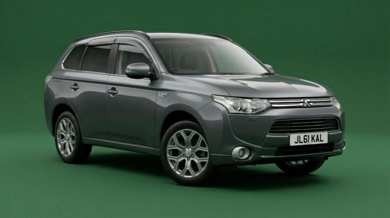 2015 Mitsubishi Outlander 2.0h 12kWh GX4h SUV 5dr Petrol Plug-in Hybrid CVT 4WD Euro 5 (s/s) (200...