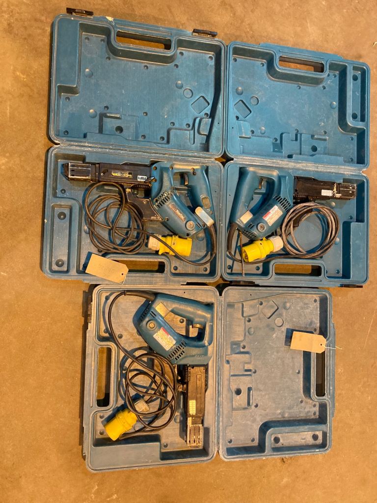  MakitaPower screwdriver guns