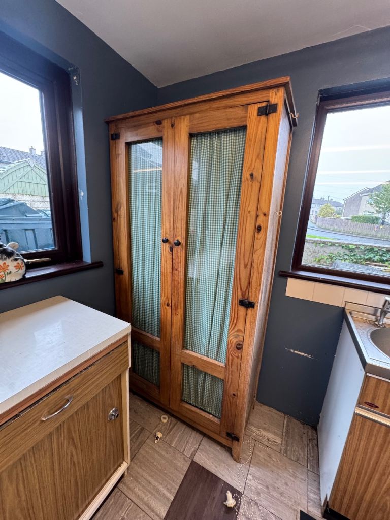 Retro wood wardrobe cabinet 