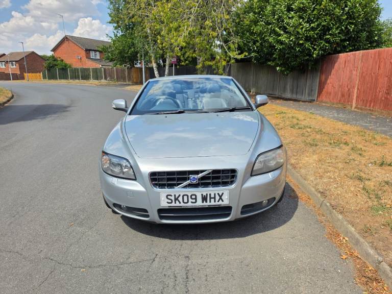 Volvo C70 Convertible, 2009, Semi-Auto, 2521 (cc), 2 doors