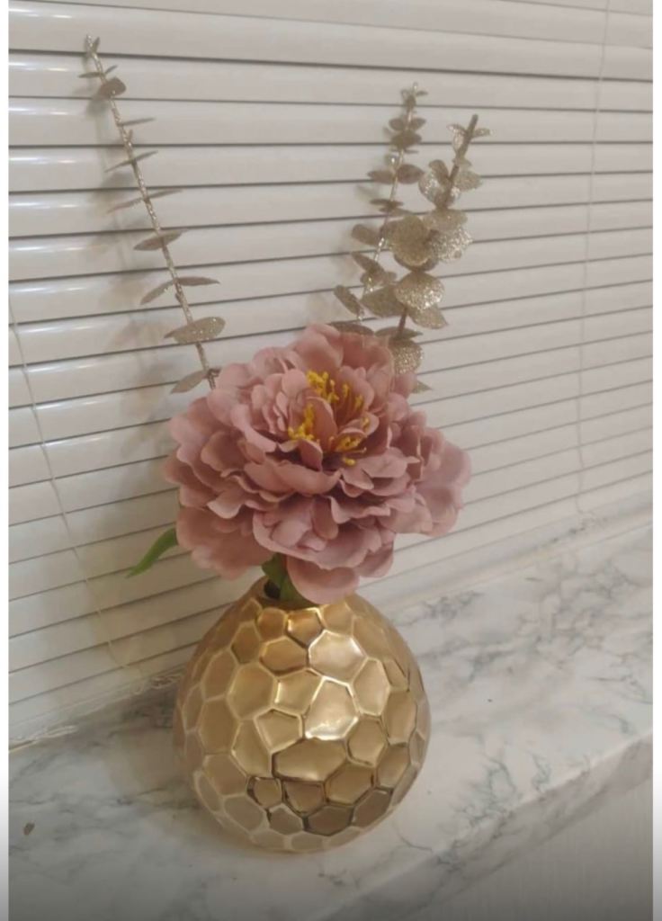 Base and flowers 