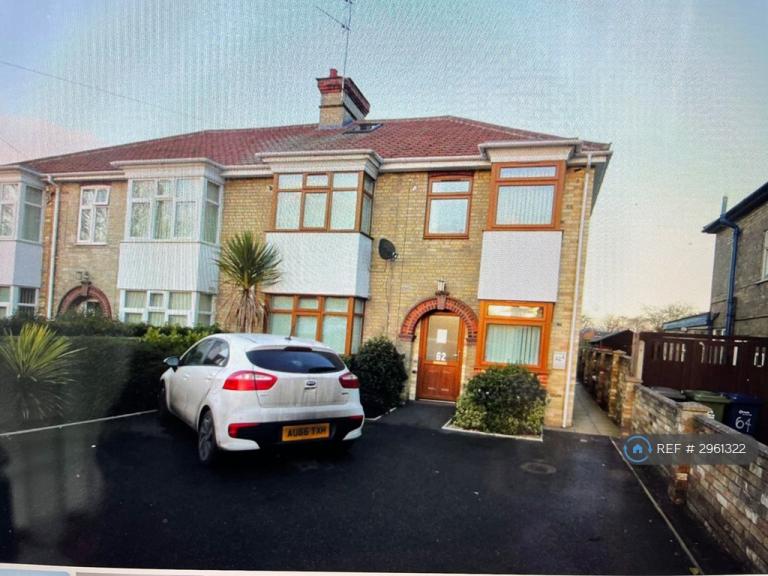 2 bedroom flat in Green End Road, Cambridge, CB4 (2 bed) (#2961322)