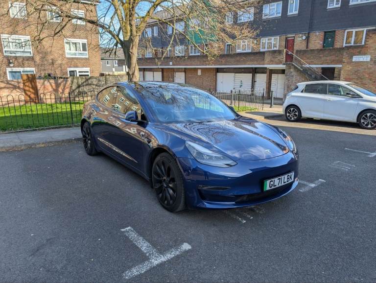 Tesla, MODEL 3, Long Range, Dual Motor AWD - December 2021 - Car runs like new 