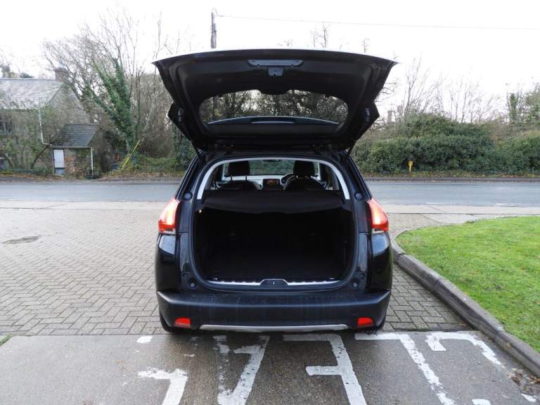 2016 Peugeot 2008 1.6 BlueHDi 100 Allure 5dr [Non Start Stop] HATCHBACK DIESEL Manual