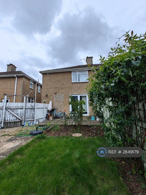 3 bedroom house in Colterne Close, Oxford, OX3 (3 bed) (#2849179)