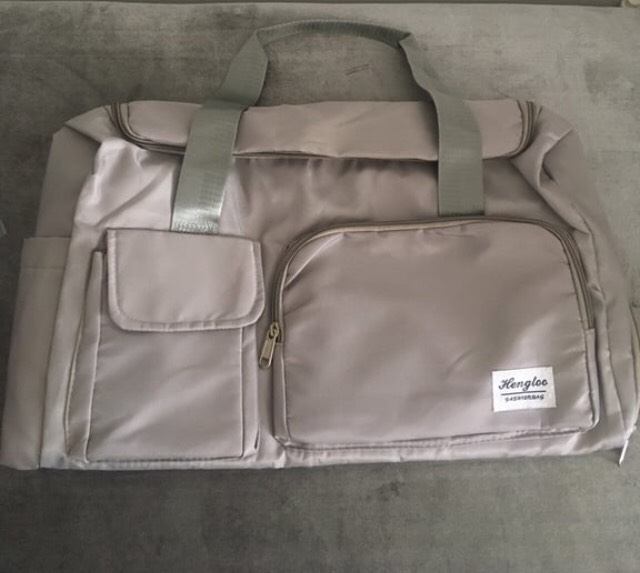 BRAND NEW HOLDALL £5