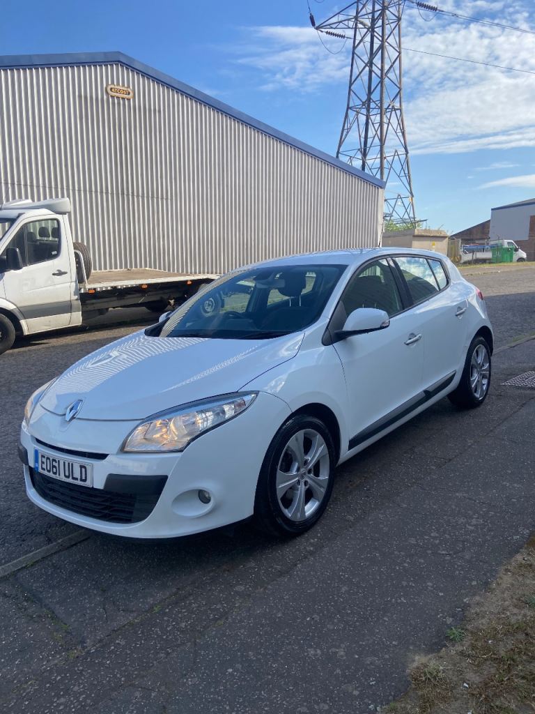 Renault, MEGANE, Hatchback, 2011, Manual, 1870 (cc), 5 doors