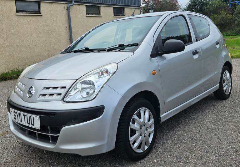 **Manual** Nissan Pixo Visia, 1L petrol, 2011
