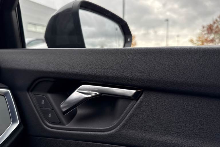 2023 Audi Q3 Technik 35 TFSI  150 PS S tronic SUV PETROL Automatic