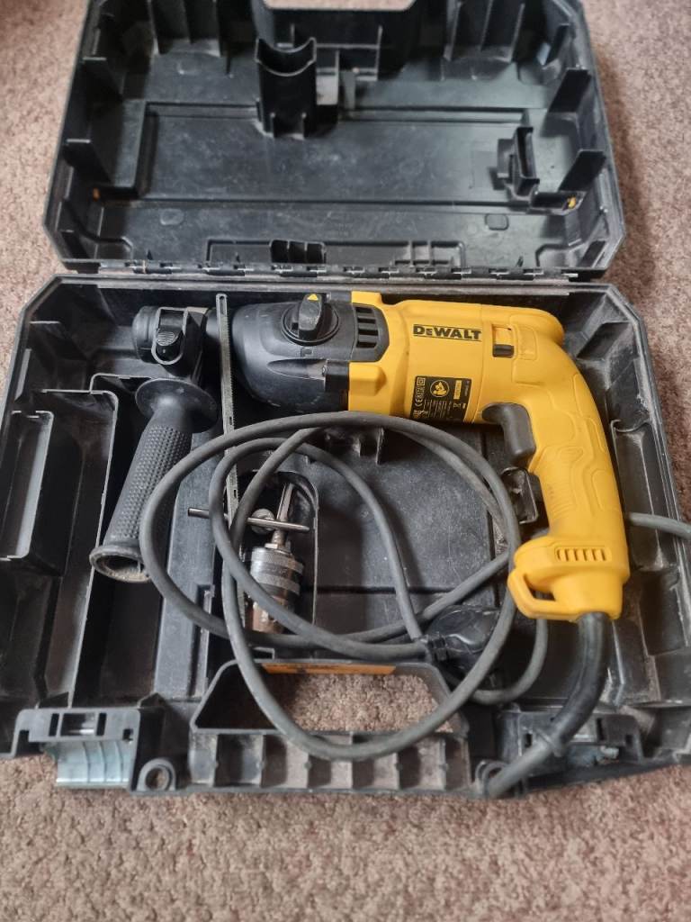 DeWalt SDS drill 