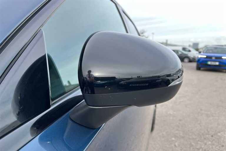 2022 Mercedes-Benz A-Class A180 AMG Line Premium Plus Night Edition 5dr Auto HATCHBACK PETROL Aut...