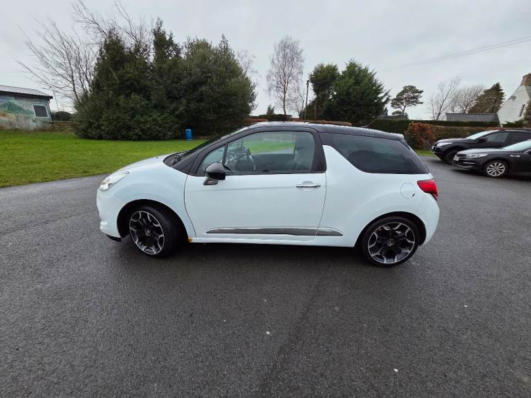 Citroen, DS3, Hatchback, 2011, Manual, 1598 (cc), 3 doors