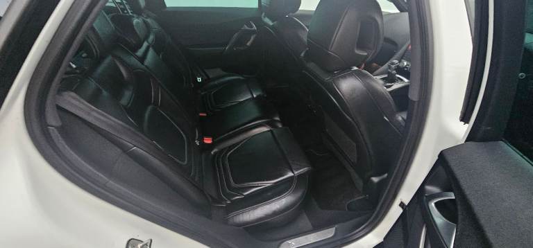 Citroen, DS5, Hatchback, 2012, Manual, 1997 (cc), 5 doors