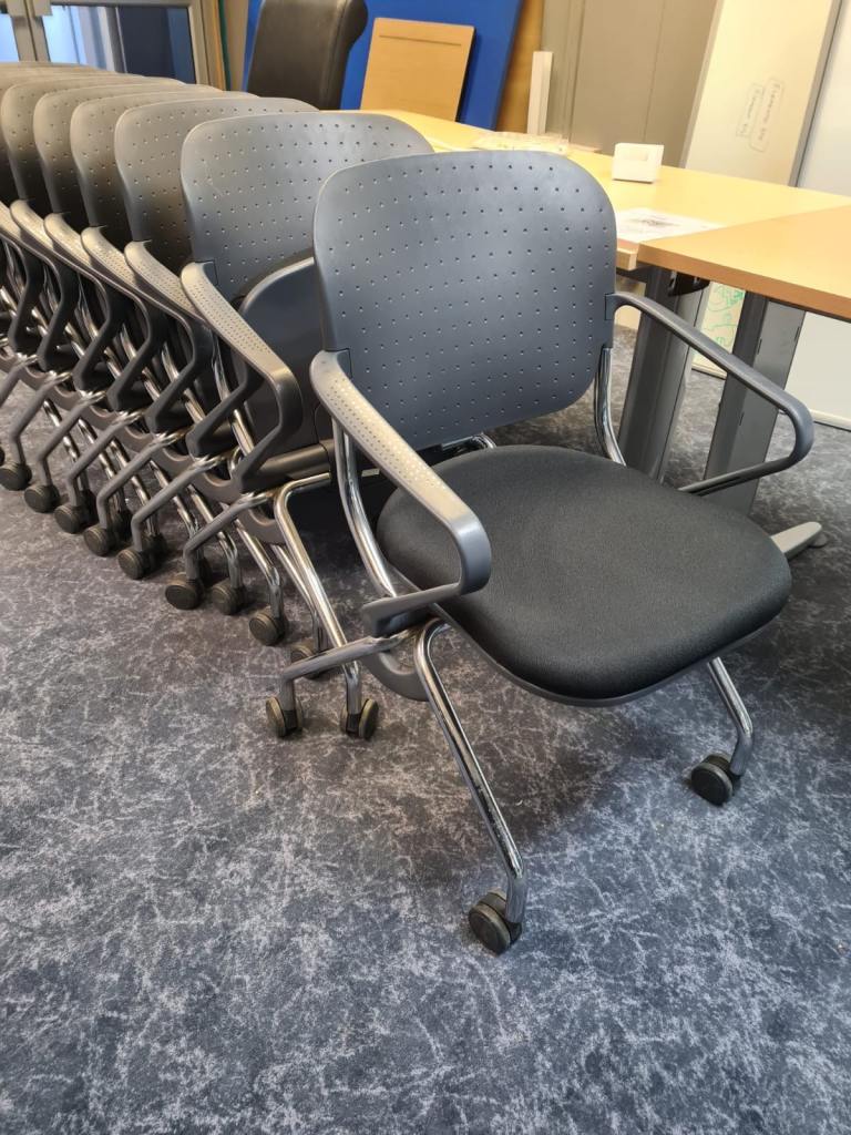 Cisco folding meeting chair 