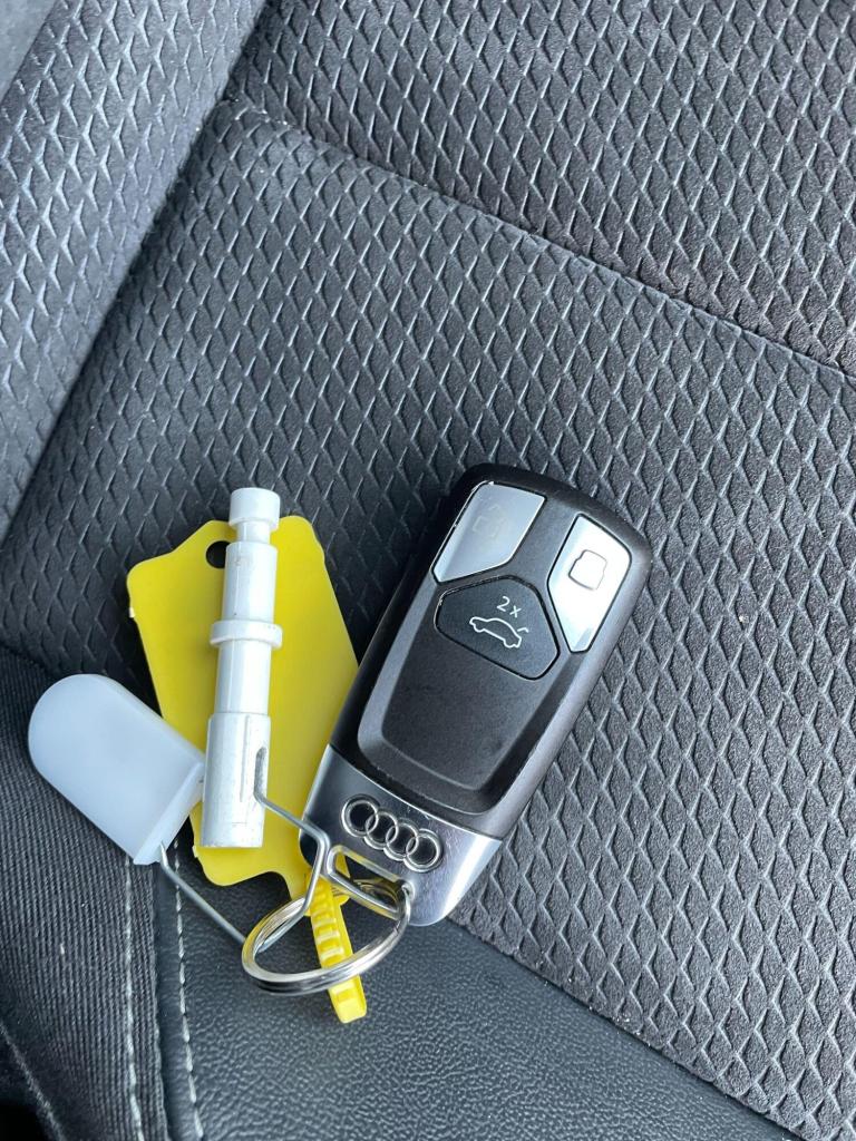 2021 Audi A4 2.0 TDI 30 S line Saloon 4dr Diesel S Tronic Euro 6 (s/s) (136 ps) SALOON Diesel Aut...