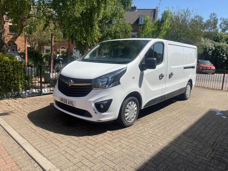 Vauxhall, VIVARO, Panel Van, 2018, Manual, 1598 (cc)