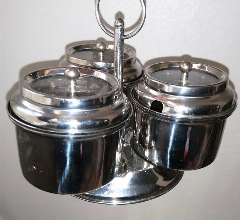 Condiments jars with spoons