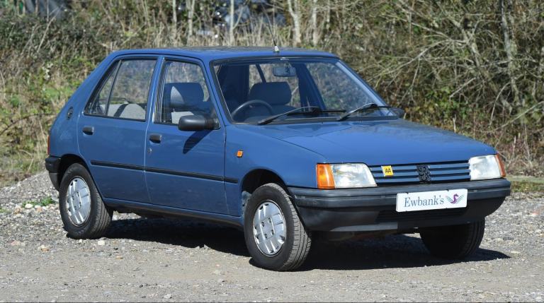 1991 Peugeot 205 1.1 GL 5 Door 5 Speed Manual. * Retro Starter Classic * 