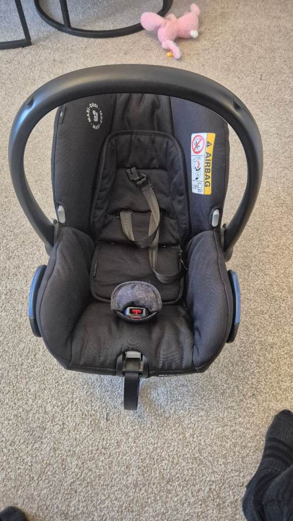 image for Maci cosi car seat from newborn age
