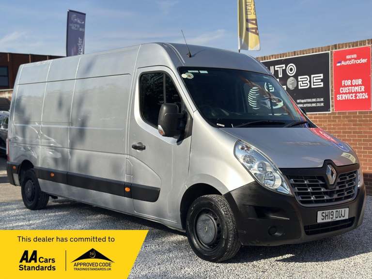 2019 Renault Master 2.3 dCi 35 Business FWD LWB Medium Roof Euro 6 5dr PANEL VAN Diesel Manual