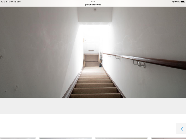 For Rent Upstairs 1 Bedroom Flat  (Blackwood High Street)