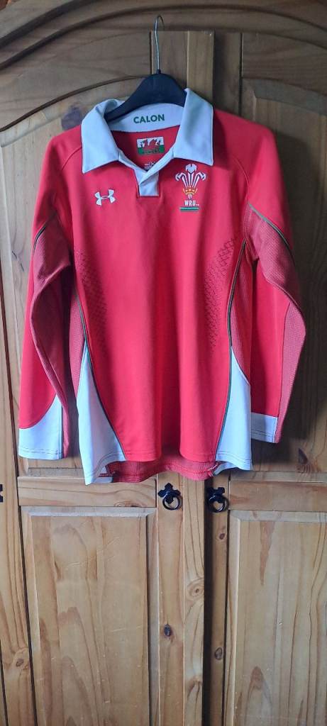 Kids WRU long sleeved top