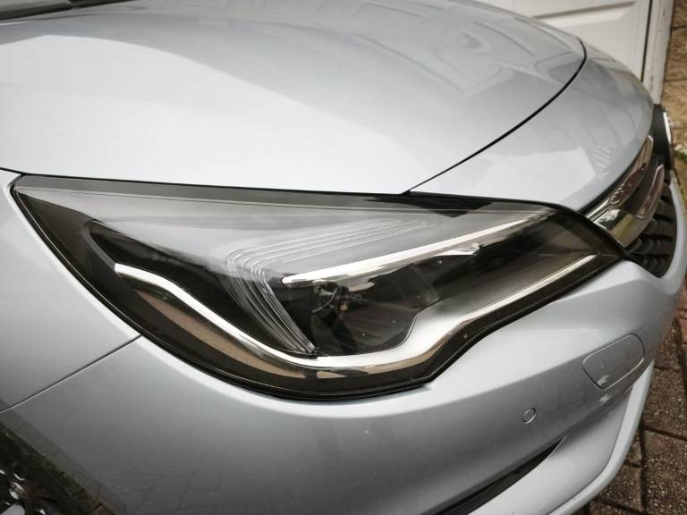 Vauxhall Astra K (2015-2021) OEM Drivers Side Headlight Unit