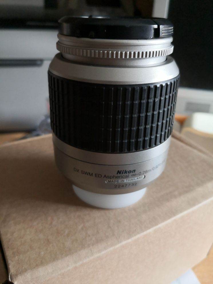 Nikon  DX AFS Nikkor 18 55mm G ED zoom lens