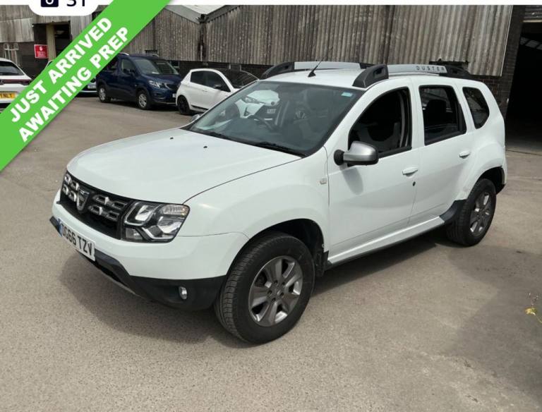 2016 Dacia Duster 1.5 dCi Laureate SUV 5dr Diesel Manual Euro 6 (s/s) (110 ps) HATCHBACK Diesel M...