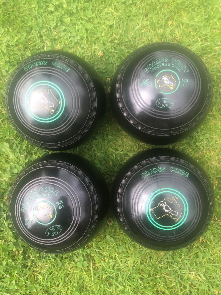 Drakes Pride Professional Lawn Bowls size4 WB16